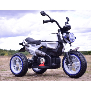 NAJNOWSZY  WIELKI MOTOR , ŚWIECĄCE KOŁA, PANEL, DŹWIĘKI, SKÓRA/8188FL