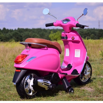 ORYGINALNA  VESPA PRIMAVERA PEŁNA WERSJA/ CT-728