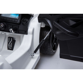 McLaren M720S MIĘKKIE KOŁA, MIĘKKIE SIEDZENIE, PEŁNA OPCJA/DKM720S