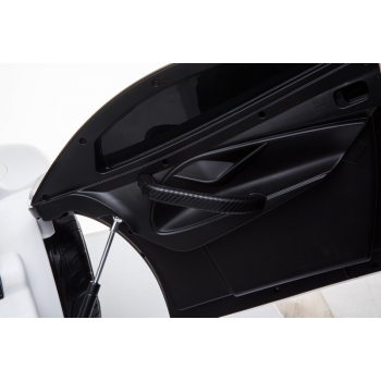 McLaren M720S  MIĘKKIE KOŁA, MIĘKKIE SIEDZENIE, PEŁNA OPCJA/DKM720S
