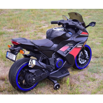MEGA MOTOR ŚCIGACZ STRONG 2 EXCLUSIVE, ŚWIECĄCE KOŁA, GAZ W MANETCE, HAMULEC/DLS07