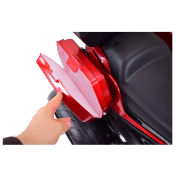 MEGA MOTOR  TURYSTYCZNY  NA AKUMULATOR  LAKIER, ŚWIATŁA/ HLW1688