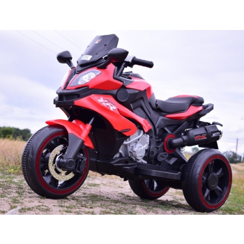 DUŻY MOTOR ŚCIGACZ  STRONG 2 EXCLUSIVE, ŚWIECĄCE KOŁA/HLX2018