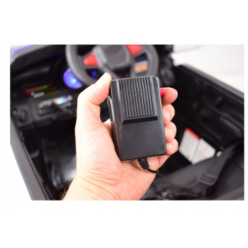 AUTO SUV POLICYJNY NA AKUMULATOR, MIĘKKIE SIEDZENIE, MĘKKIE KOŁA/JC002