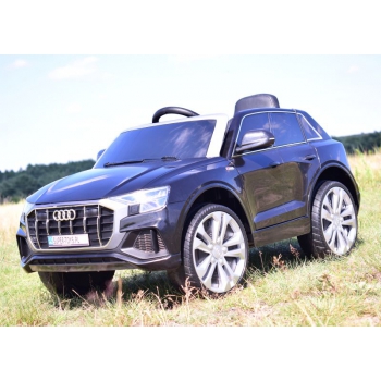 ORYGINALNE AUDI Q8 W NAJLEPSZEJ OPCJI, MIĘKKIE KOŁA, MIĘKKIE SIEDZENIE/JJ2066