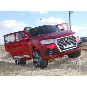 ORYGINALNE   AUDI Q7 W NAJLEPSZEJ WERSJI, LAKIER/ 2188