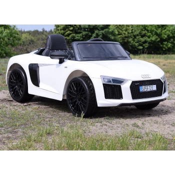 ORYGINALNE AUDI  R8 SPYDER  W NAJLEPSZEJ WERSJI, MIĘKKIE SIEDZENIE, PILOT 2.4 GHZ/ 2198