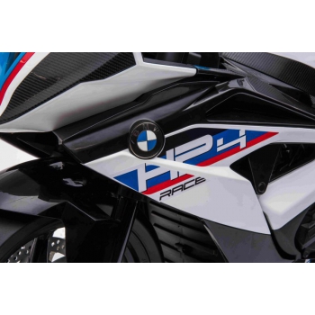 MOTOR NA AKUMULATOR ŚCIGACZ ORYGINALNE BMW HP4 RACE, KOŁA EVA, MIĘKKIE SIEDZENIE/JT5001