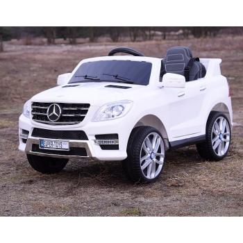 MERCEDES ML350 AMG TRZY SILNIKI, FUNKCJA BUJANIA,MIĘKKIE KOŁA, MIĘKKIE SIEDZENIE, MOCNY/ML350