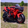 SUPER ŚCIGACZ 12 V, NOWOCZESNA  BRYŁA, ŚWIECĄCE KOŁA, GAZ W MANETCE, DWA SILNIKI/MOTOR-H