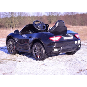 MASERATI GRANCABRIO MY18 Z AMORTYZATORAMI, PILOT, PANEL, RADIO FM, BLUETOOTH/S302
