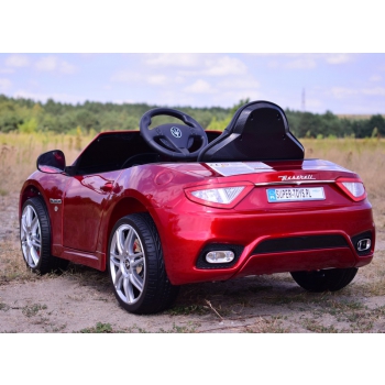 MASERATI GRANCABRIO MY18 Z AMORTYZATORAMI, PILOT, PANEL, RADIO FM, BLUETOOTH, LAKIER/S302