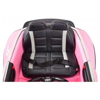 VW BEETLE,  MIĘKKIE SIEDZENIE , MIEKKIE KOŁA, SYSTEM ESW, RADIO FM, BLUETOOTH, ŚWIATŁA AWARYJNE /S303