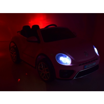 VW BEETLE,  MIĘKKIE SIEDZENIE , MIEKKIE KOŁA, SYSTEM ESW, RADIO FM, BLUETOOTH, ŚWIATŁA AWARYJNE /S303