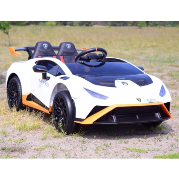 ORYGINALNE DRIFTUJĄCE  LAMBORGHINI  HURACAN STO NA AKUMULATOR/SMT-555-24V