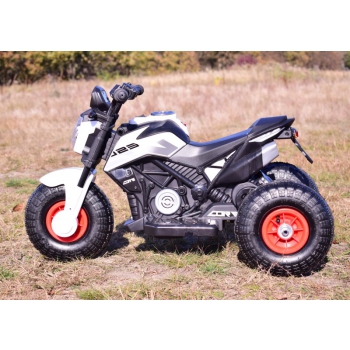 MOTOR ŚCIGACZ NA POMPOWANYCH KOŁACH, DWA SILNIKI SUPER NOWOŚĆ/TK103