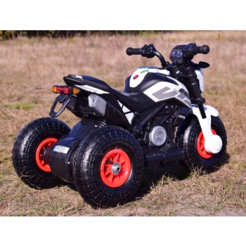 MOTOR ŚCIGACZ NA POMPOWANYCH KOŁACH, DWA SILNIKI SUPER NOWOŚĆ/TK103