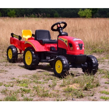 TRAKTOR NA PEDAŁY Z PRZYCZEPĄ I AKCESORIAMI/TR3001