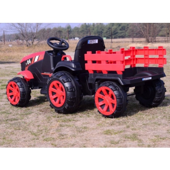 WIELKI TRAKTOR NA AKUMULATOR Z PRZYCZEPĄ 